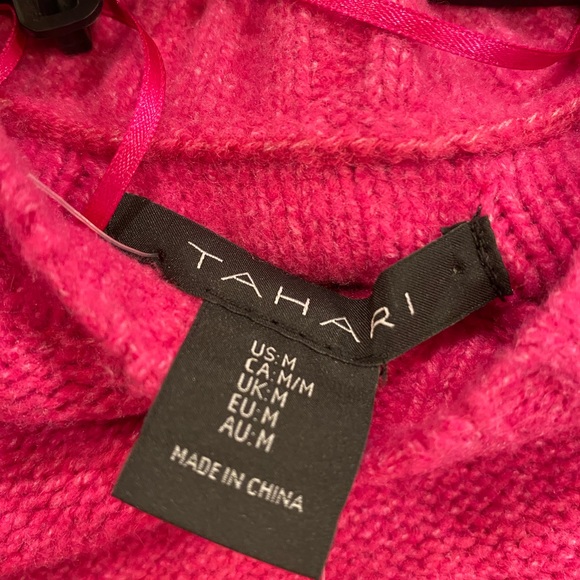 NWT! Sweater + scarf set. Tahari brand. - Picture 5 of 11